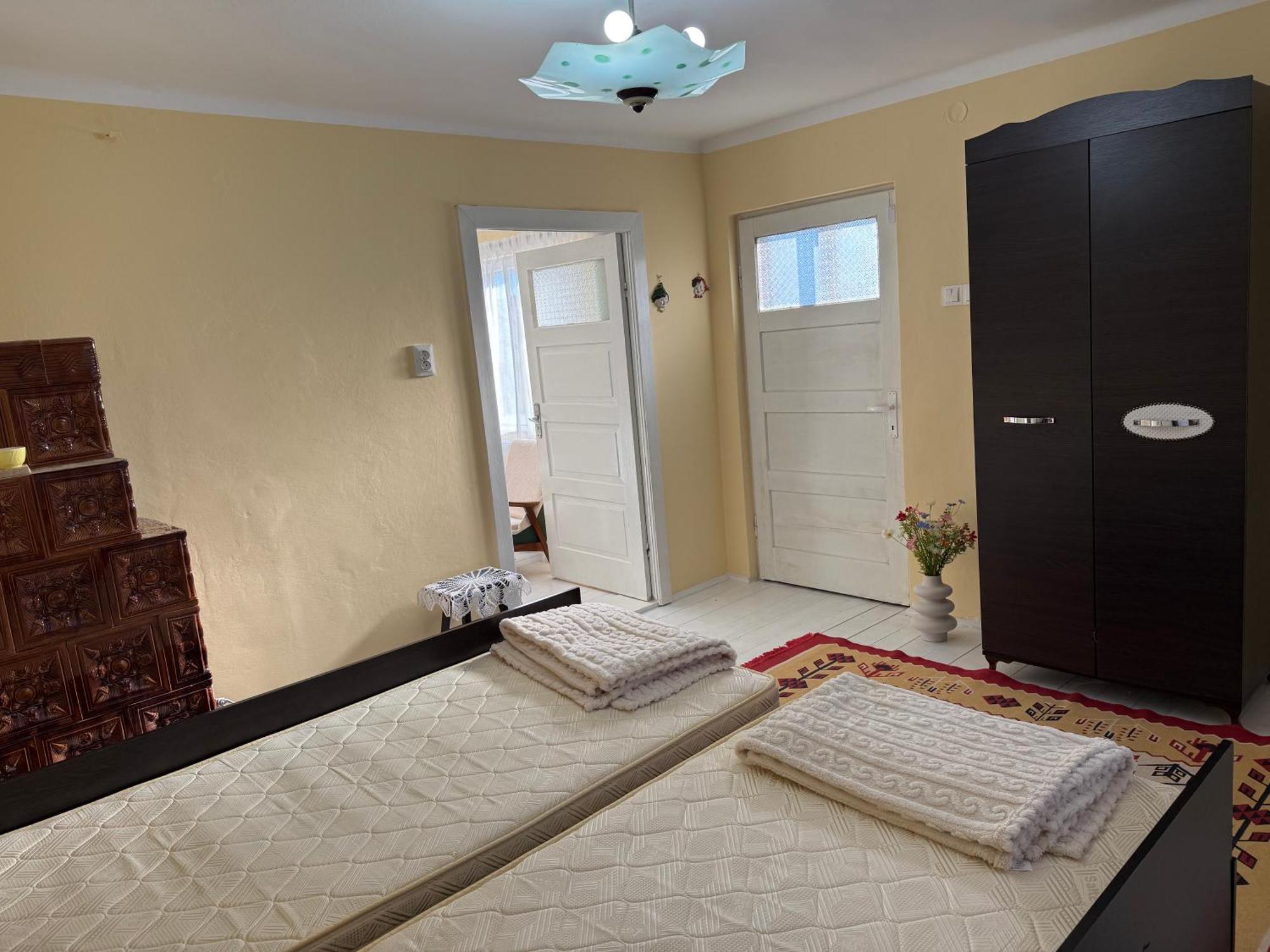 Casa Rurala Cu Livada Lavandra Cîmpina Ngoại thất bức ảnh